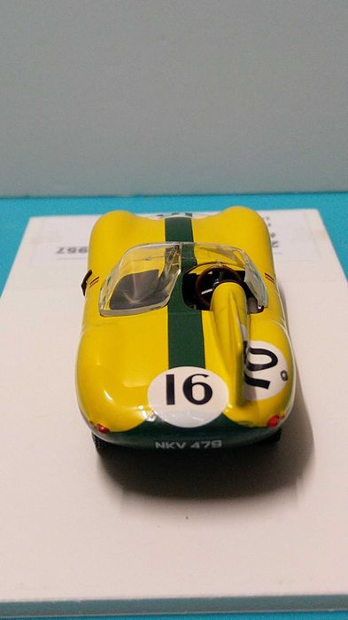 Jaguar D-Type #16 - 24h Le Mans 1957: Miniatura escala 1/43