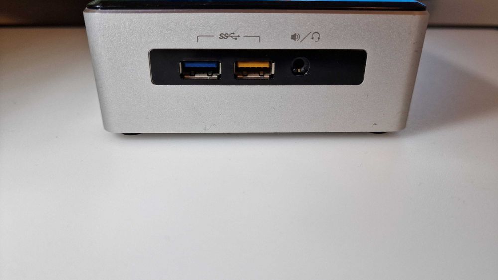 Mini PC Intel NUC5i5RYH i5-5250U / 8GB RAM / SSD 256GB / WiFi / Bluetooth