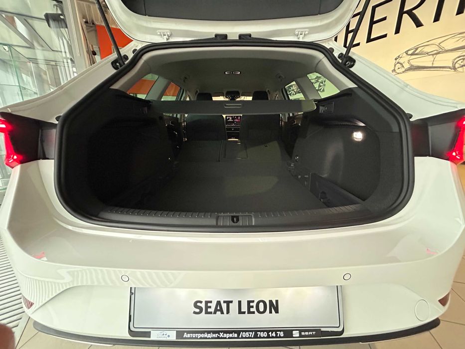 Новий SEAT Leon 2025 FR 1.5 eTSI mHEV DSG (150 к.с.)