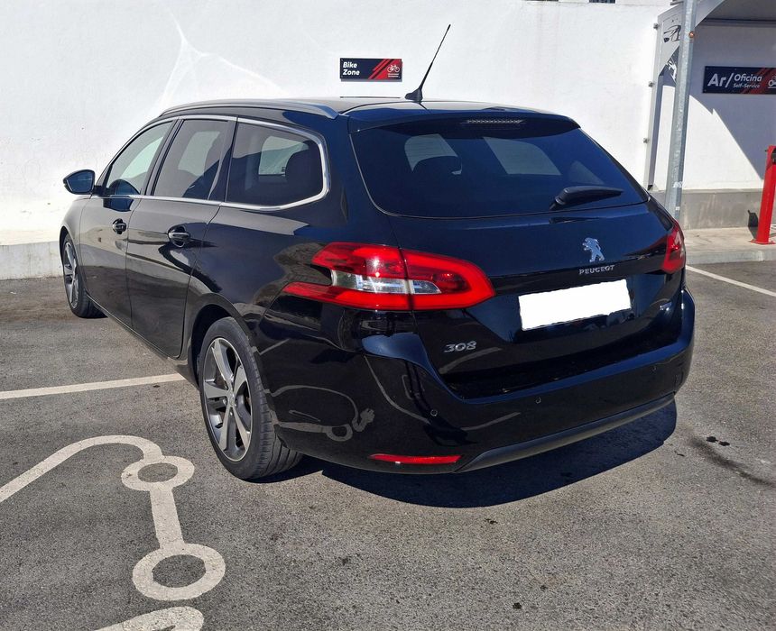Peugeot 308 SW Blue HDI 120cv Allure Start&Stop — photo 4
