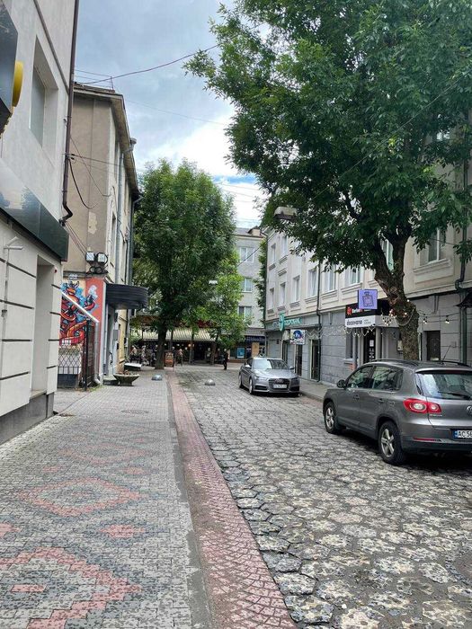 Приміщення відділення банку, площею 246.8 кв.м. м.Луцьк