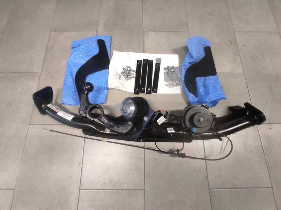 Oryginalny nowy hak holowniczy Renault Kadjar
