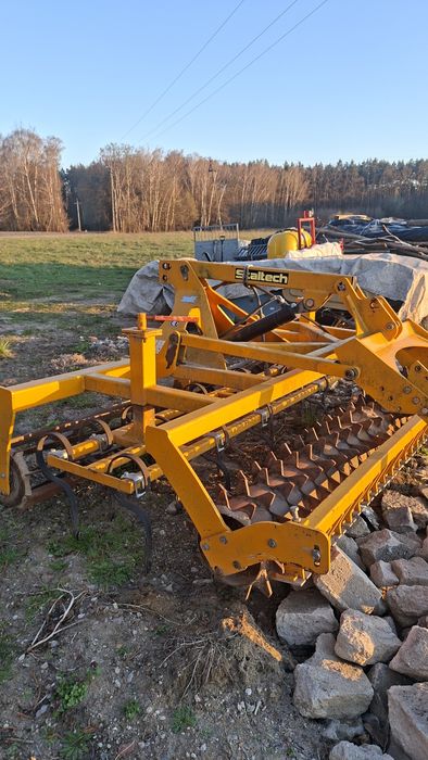 Agregat uprawo siewny