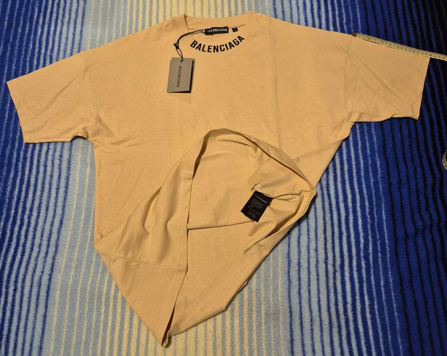 Nowa piekna modna koszulka OVERSIZE bezowa Balenciaga Paris XL okazja