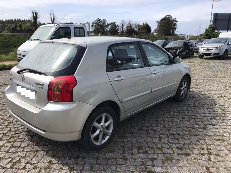 Toyota Corolla E12 1.4 D-4D 5P 2005  - Para Peças