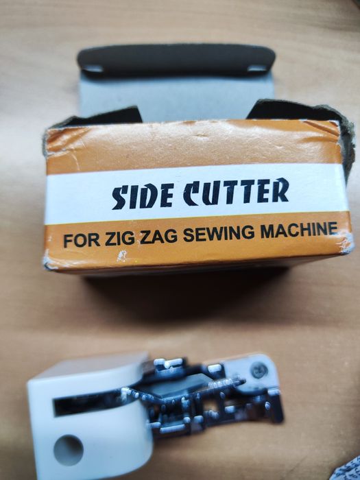 Продам оверлочну лапку з боковим ножем для обрізки краю CY-10