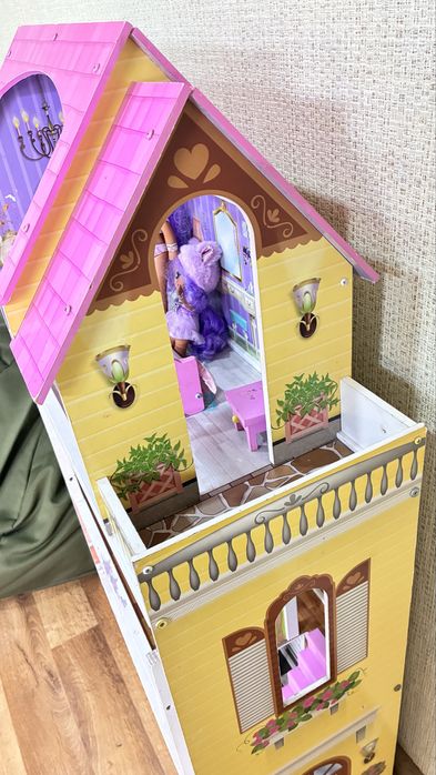 Будинок для барбі або LOL