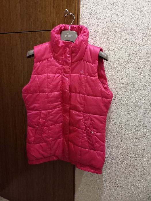 Жилет женский Adidas. Новый.