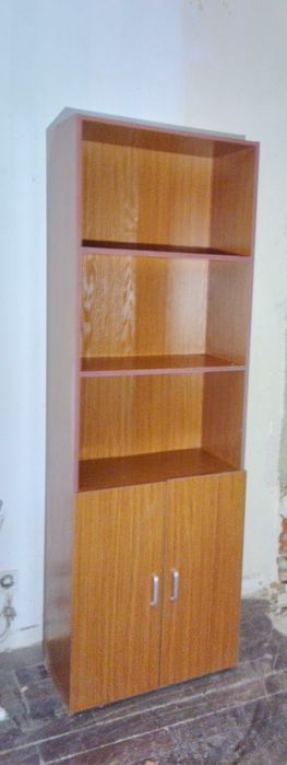 Estante usada para venda