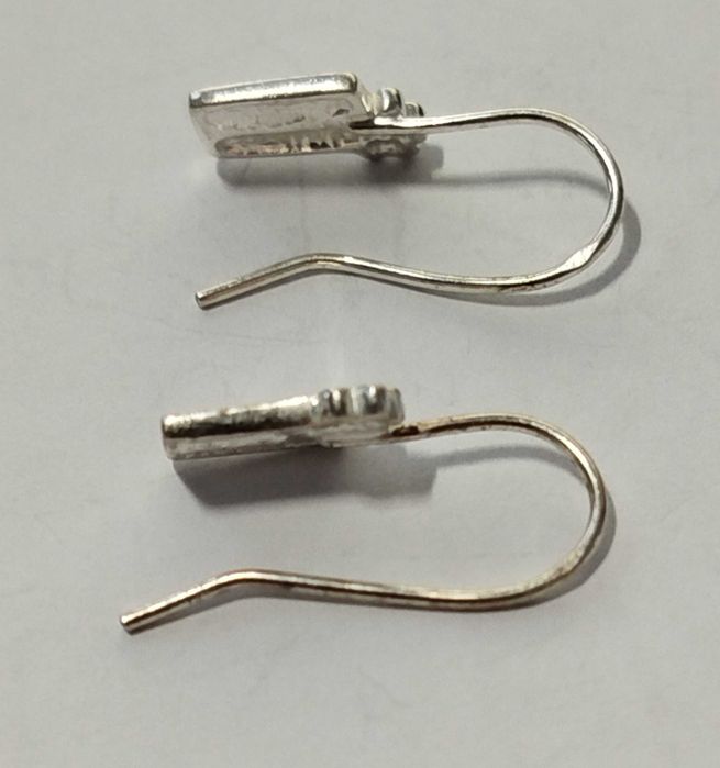 Brincos em Prata, estado novo