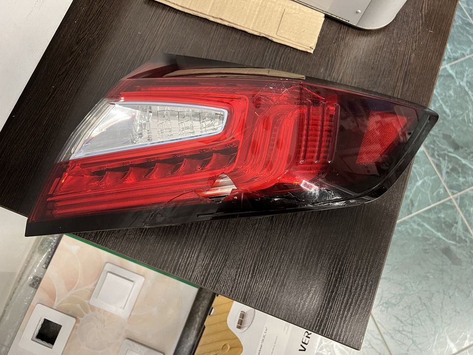 Задня права фара Honda Clarity