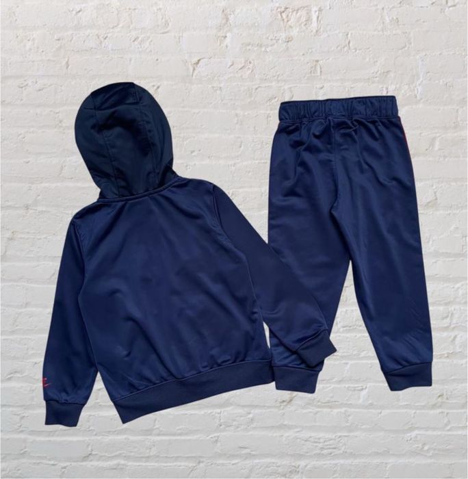 Костюм Nike на 2-3 роки
