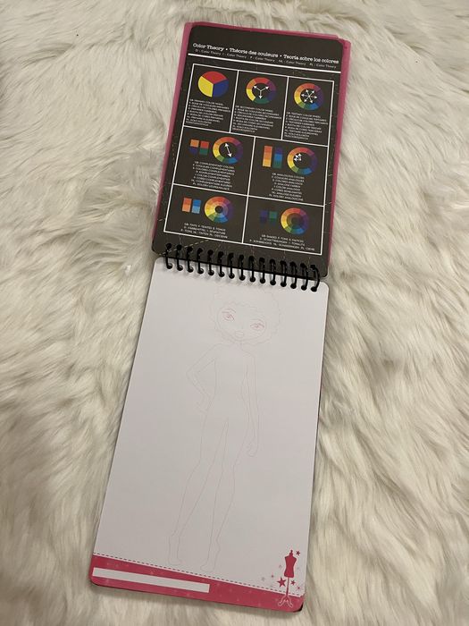 Ksiazka szkicownik top model