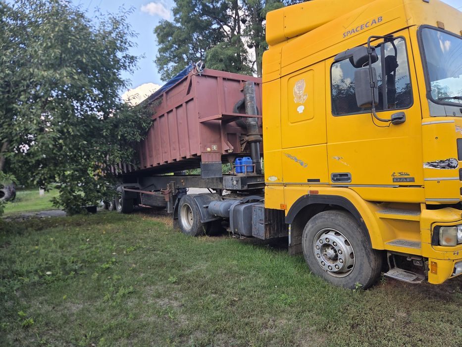 продам сідельний тягач DAF