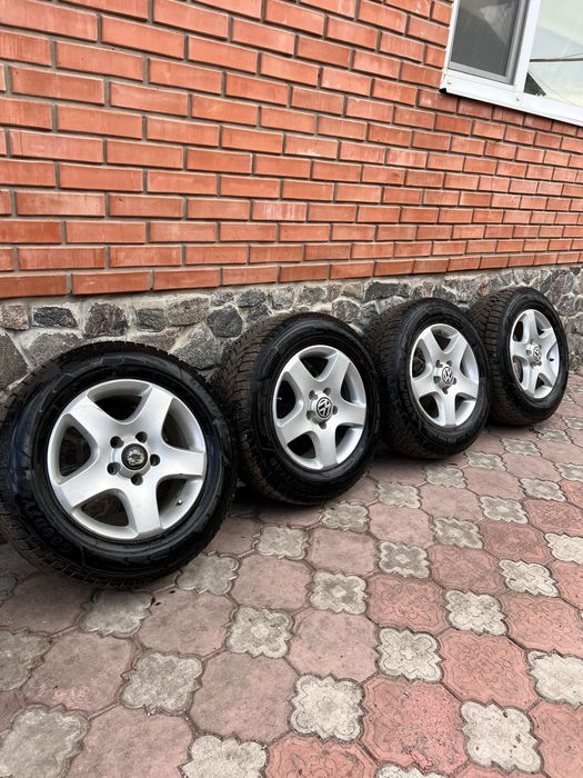Продам зимню резину з дисками R17