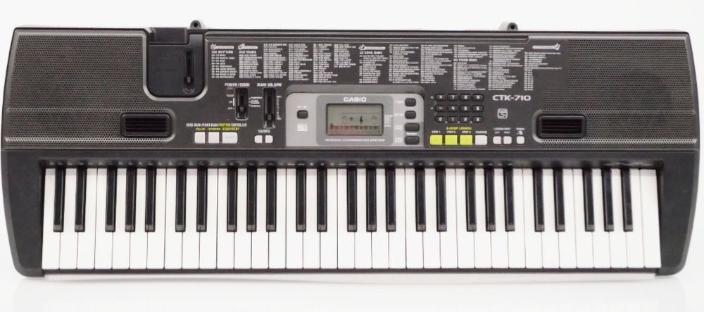 Keyboard Casio,  100 gotowych piosenek, Gniazdo na mikrofon,  USB