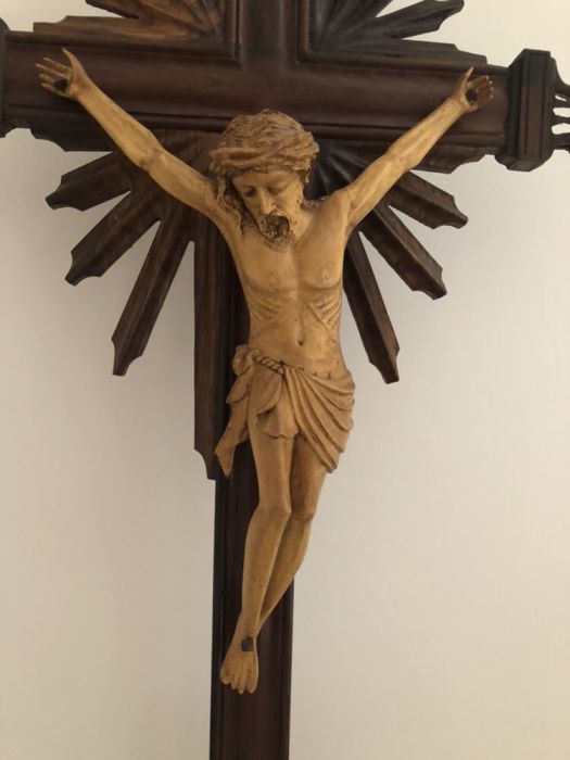 Cristo em pau santo