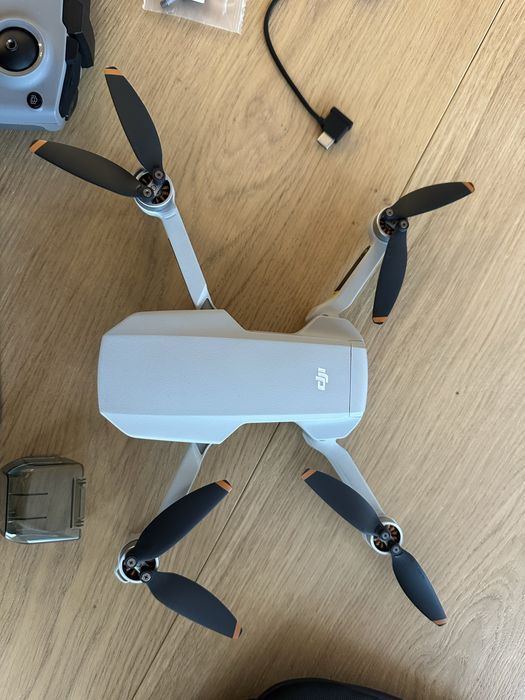 dji mini 2 combo - Хобби, отдых и спорт - OLX.ua