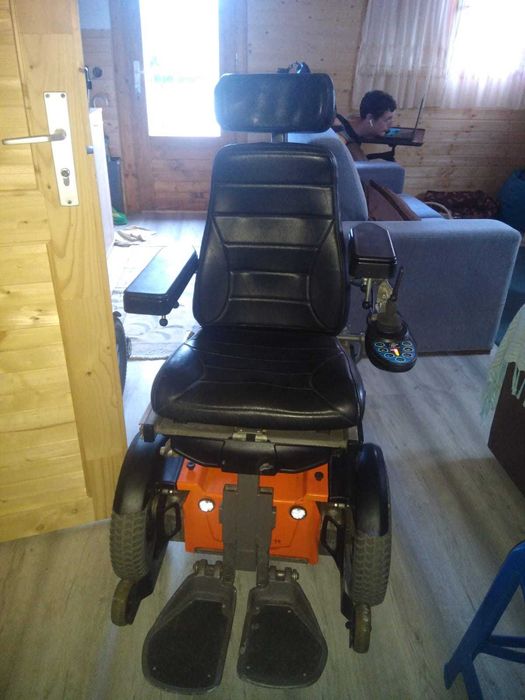 Cadeira de rodas elétrica Permobil