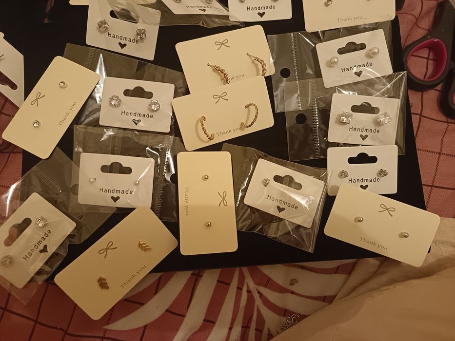 Brincos cada par 2€