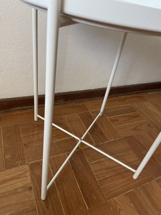 Mesa de apoio IKEA