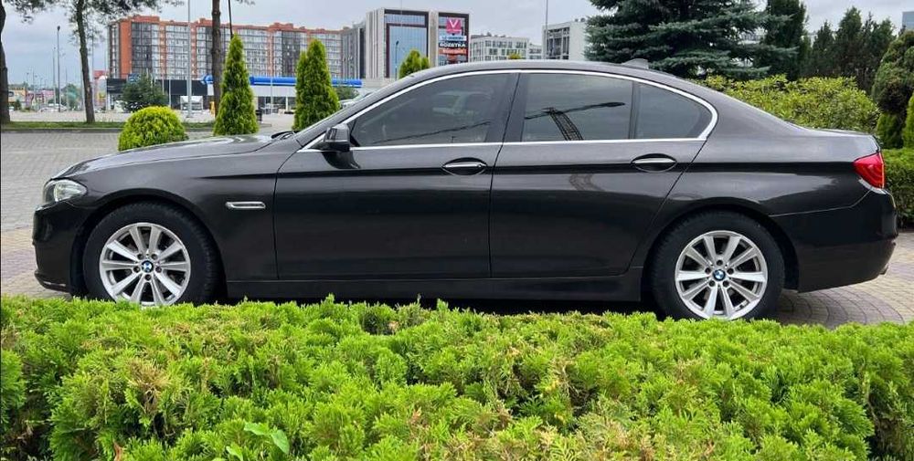 Продам BMW F10 офіціал