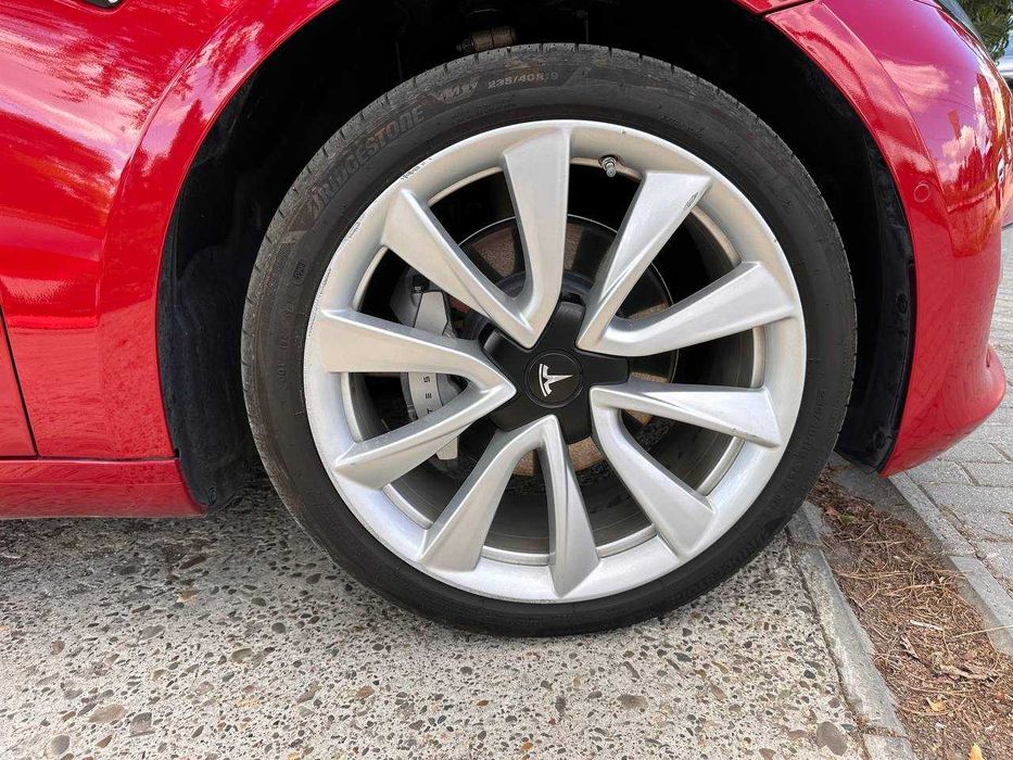 Tesla Model 3 2019