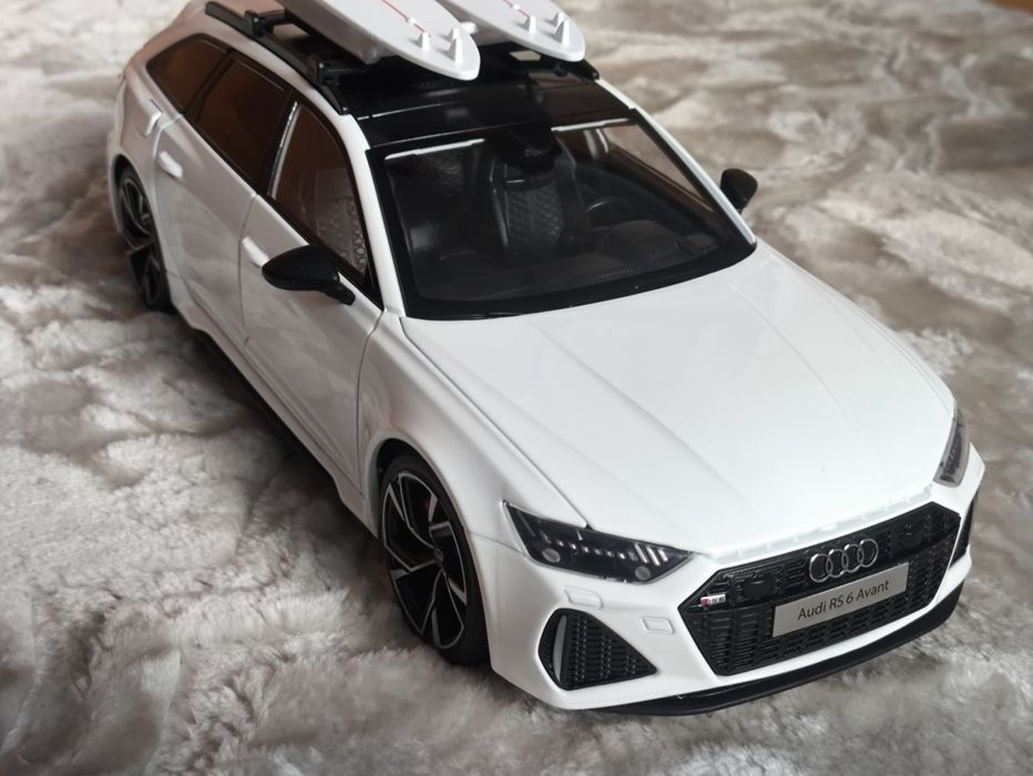 Model Audi rs6 1:18