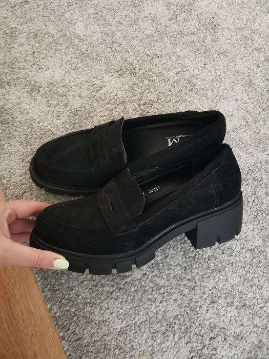 Buty damskie na obcasie