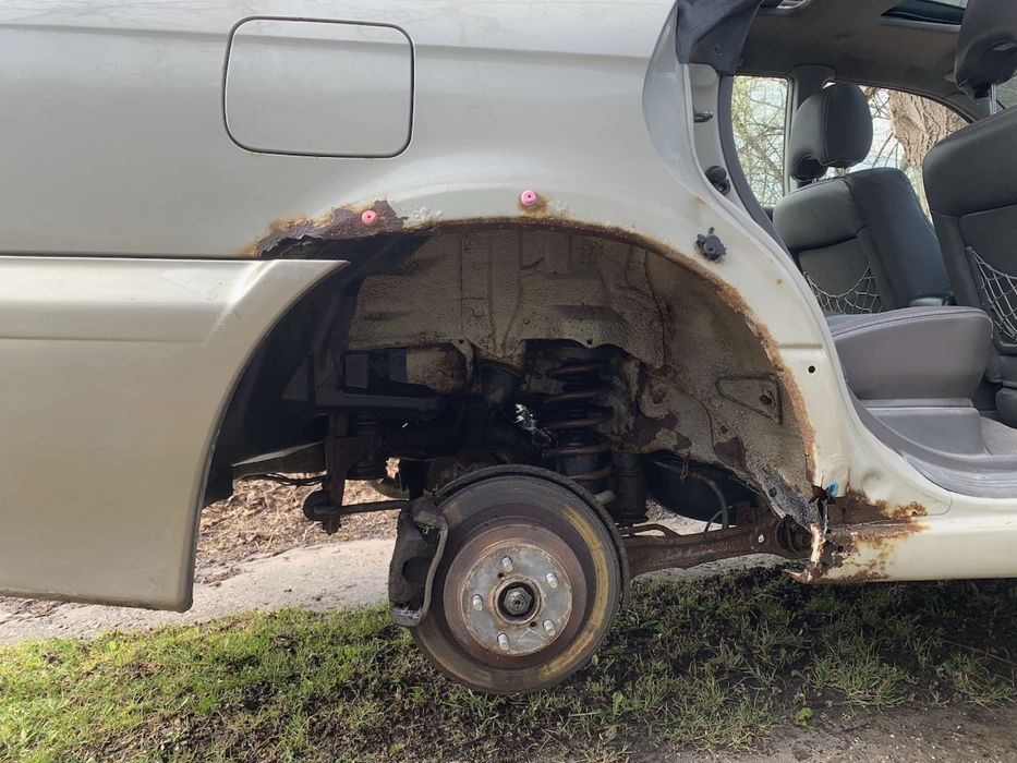 subaru outback BH 2.5 LPG