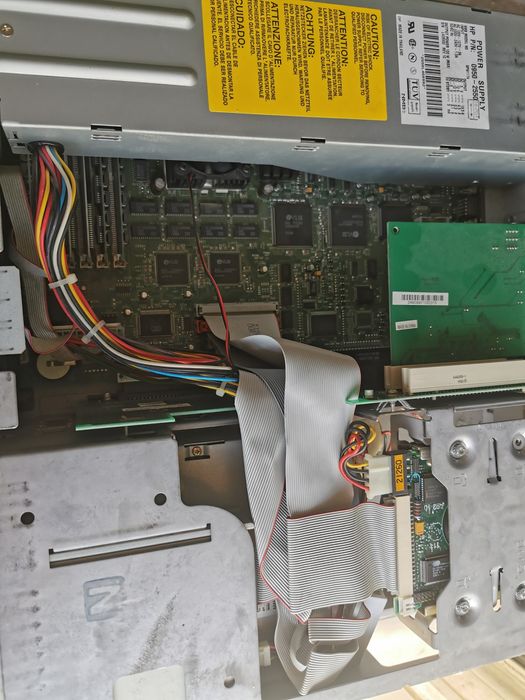 Stary komputer hp Vectra Xm pentium 100