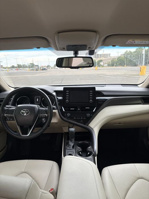 Camry 75 | Офіційний автомобіль