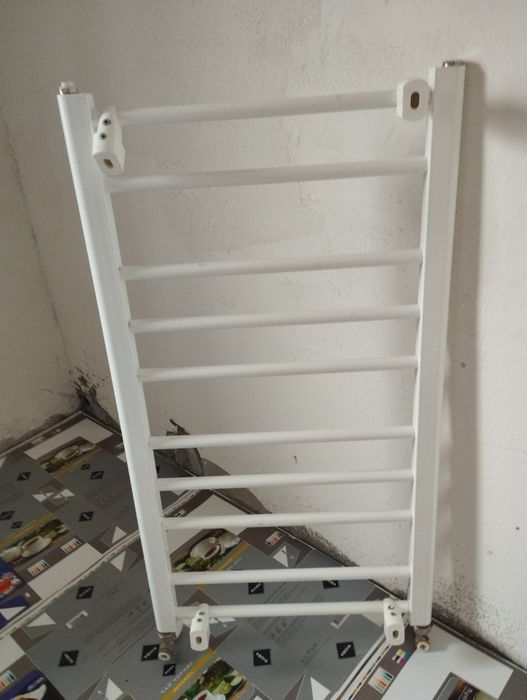 Продам сушку для рушників 1м*0.5м нову, не використовувалась