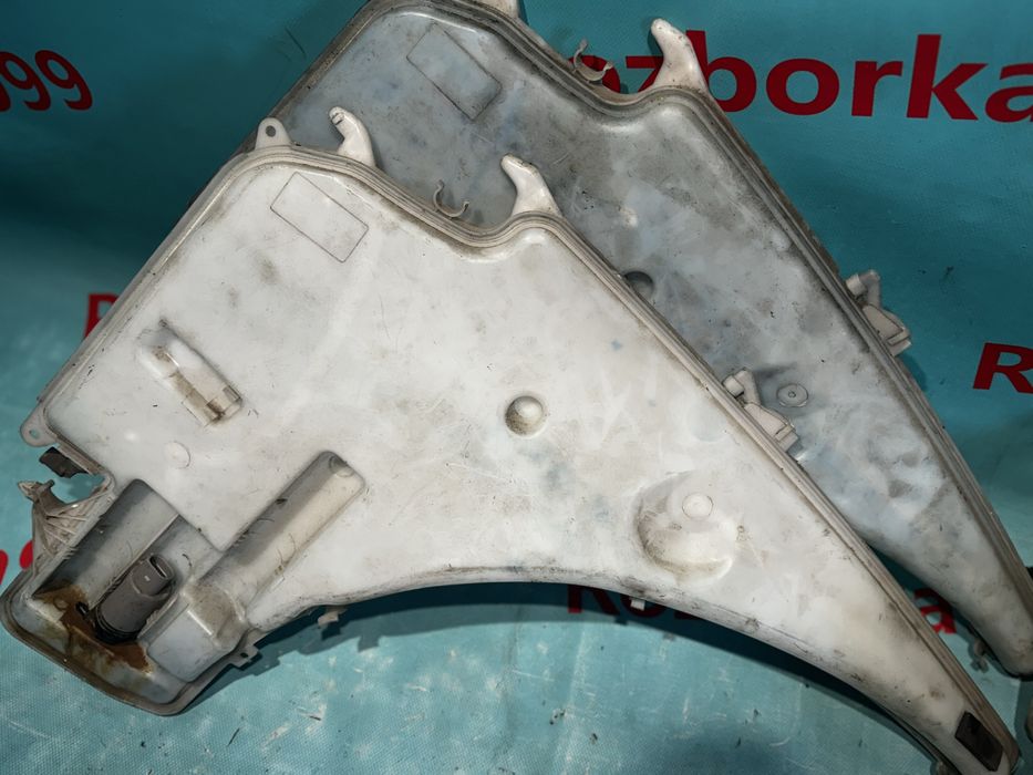 Бачок омивача BMW E90 E91 E60 E61 скла фар бмв е90 е60