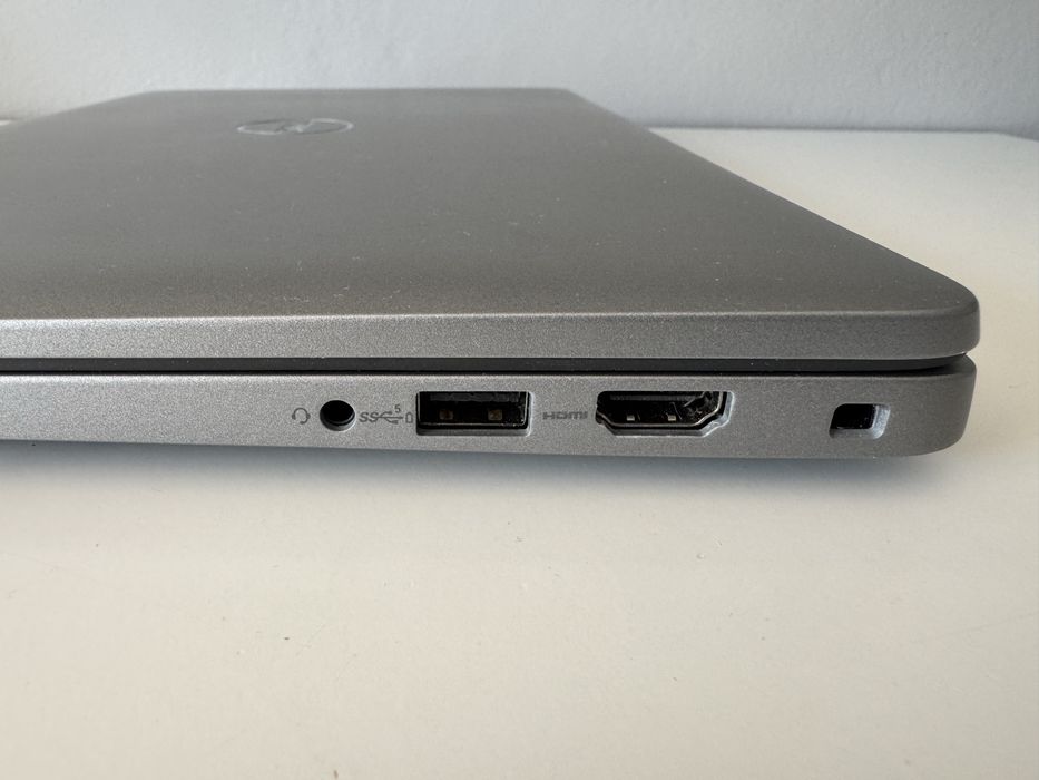 Laptop Dell i7-1365U/32GB/256GB SSD/Windows 11 Pro - Latitude 5440