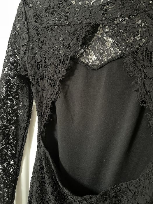 Вечірнє чорне плаття з мережева, красиве і елегантне.