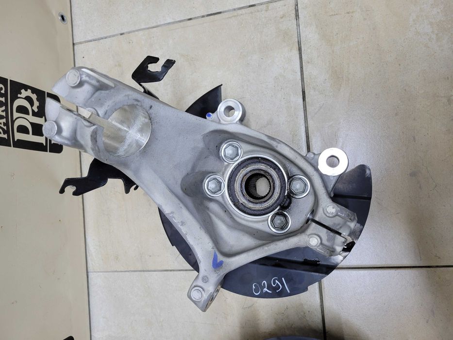 Цапфа кулак передний передній Nissan Rogue t33 1.5 2023 2024 2025 12k