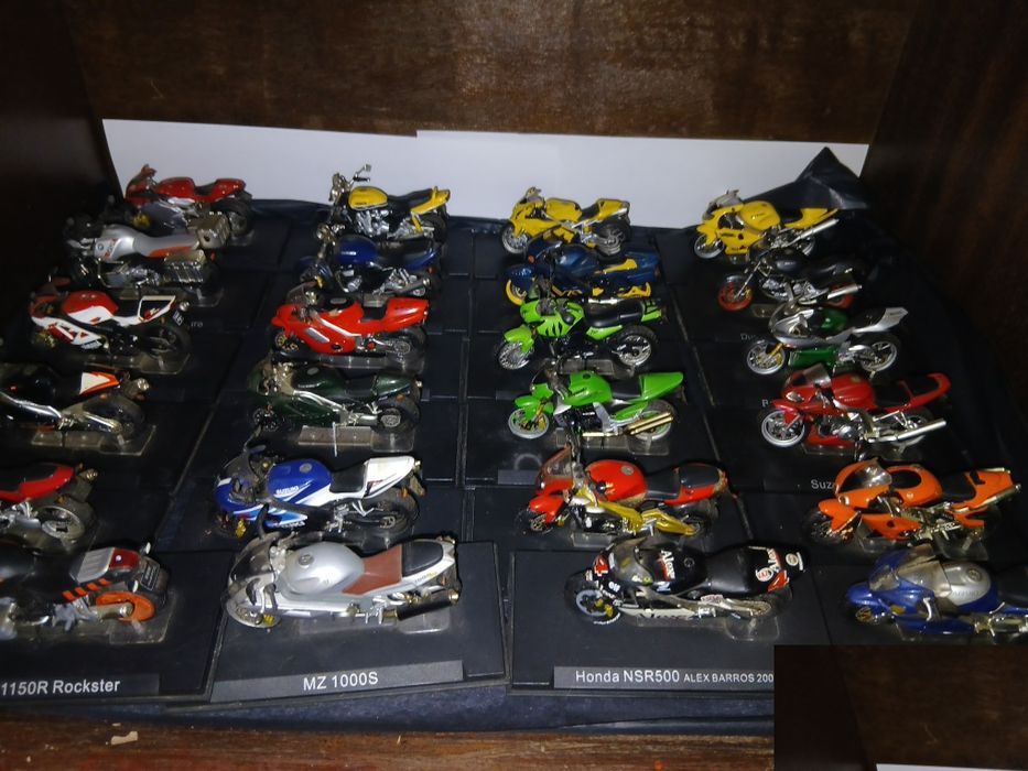 Colecao 25 mota por 120 €