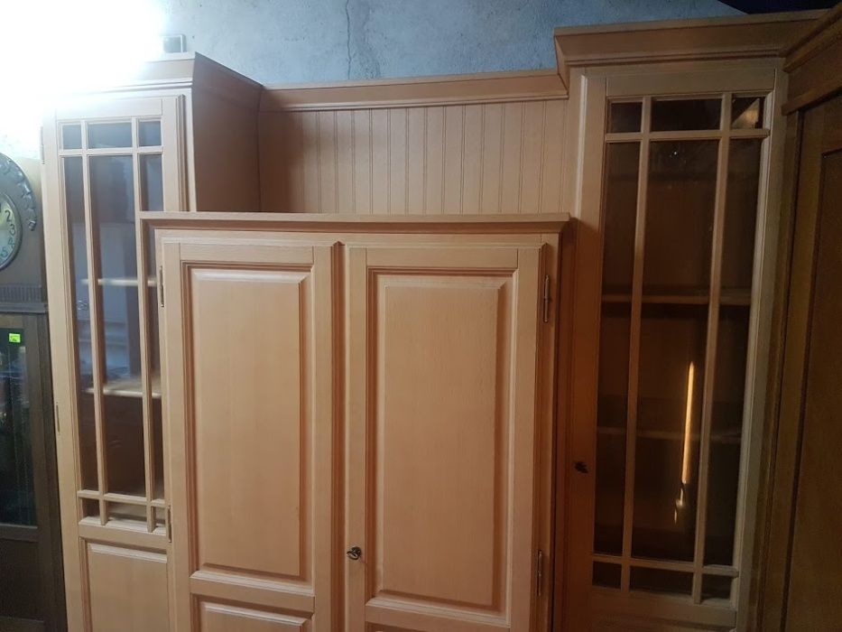 Segment meblościanka dębowa z Niemiec kredens dębowy bieliźniarka !!