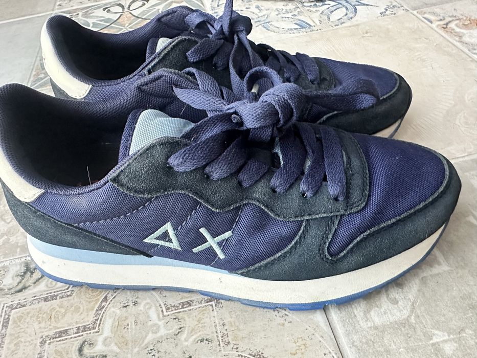 Tenis semi novos