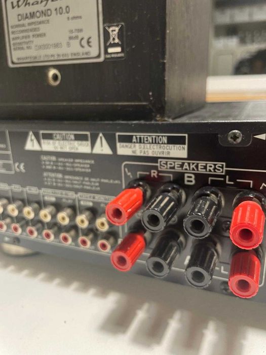 Amplificador Stereo Pioneer com Colunas Wharfedale Diamond 10.0
