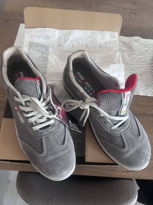 Sprzedam buty robocze firmy Sixton