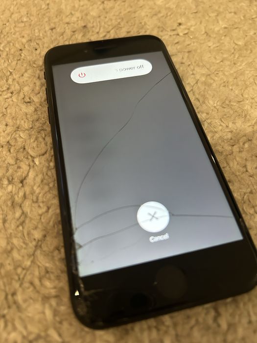 Iphone se 2020 preto 64gb
