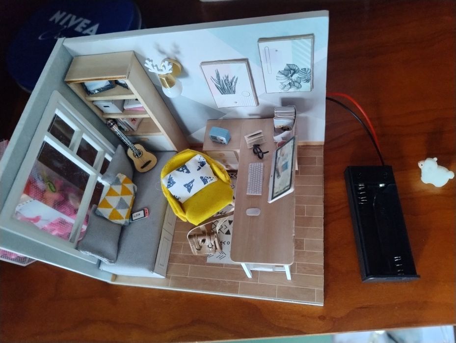 Miniaturowy domek makieta