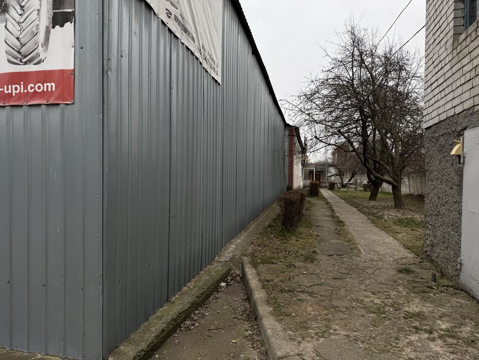 офісно-скадське приміщення 833м Чернігів вул. Робітнича 20