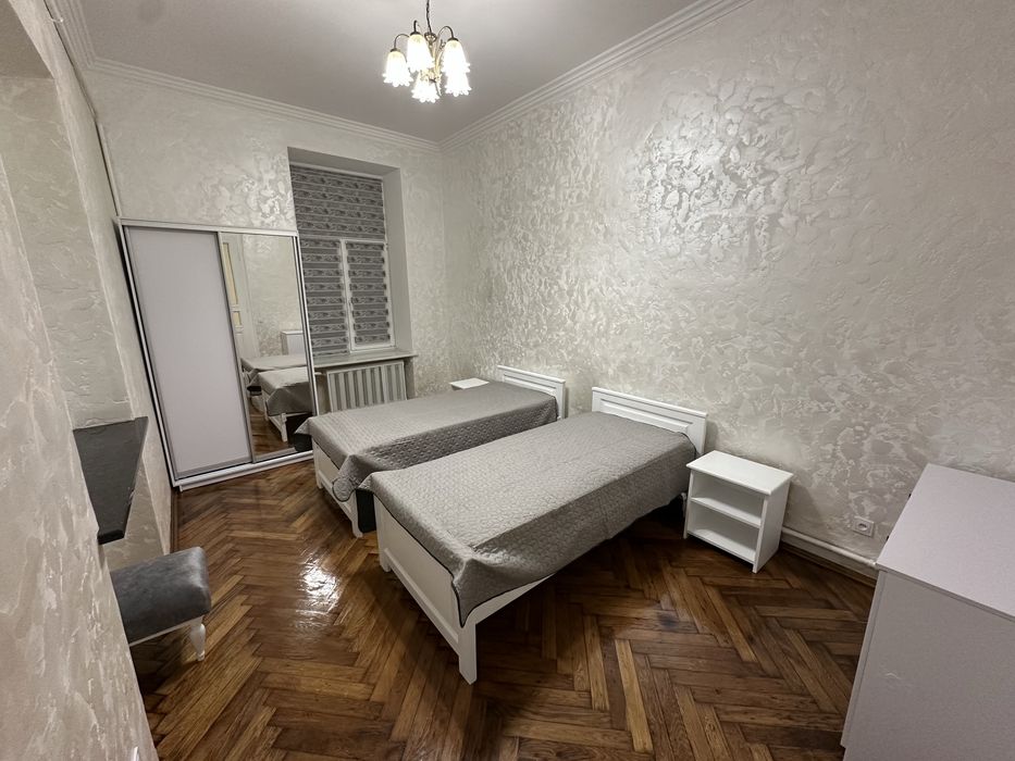 Оренда 3 кімнатної квартири центр люкс