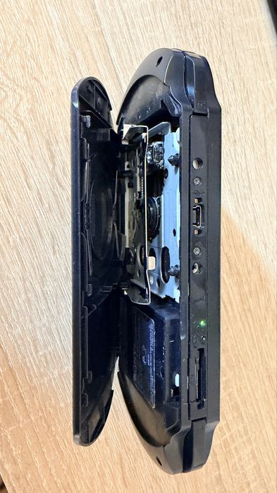 Продам PSP e1008