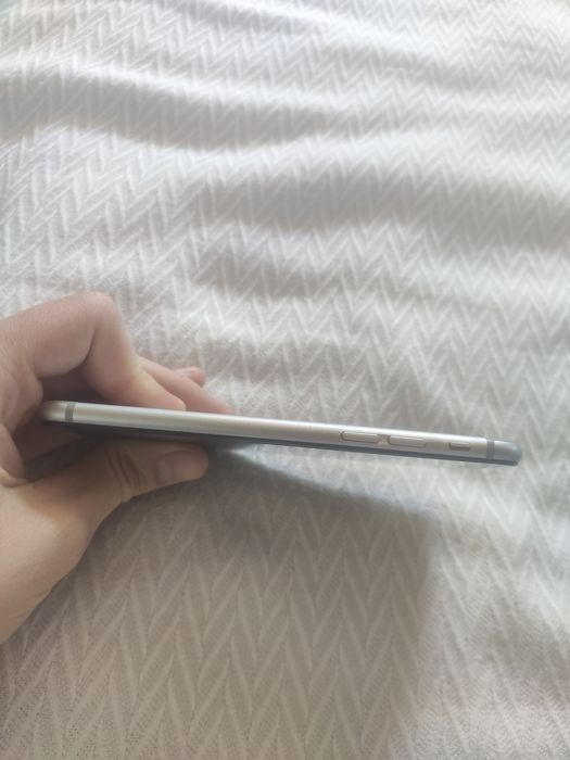 !!Срочно!!Продам iPhone 6 АКБ 95%