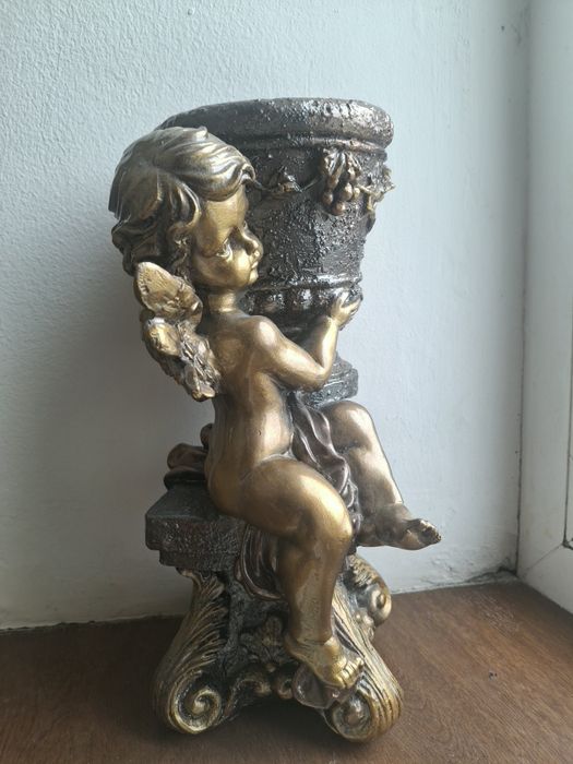 Вазон ,кашпо . АНГЕЛ с нами