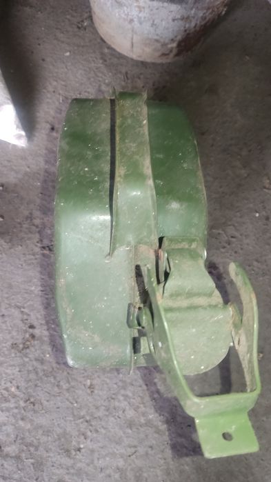 Каністра на 5 літрів